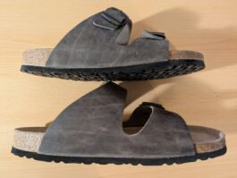 Knastladen Sandalen Leder von der Seite