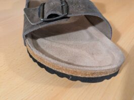 Knastladen Sandalen Leder Zehengreifer